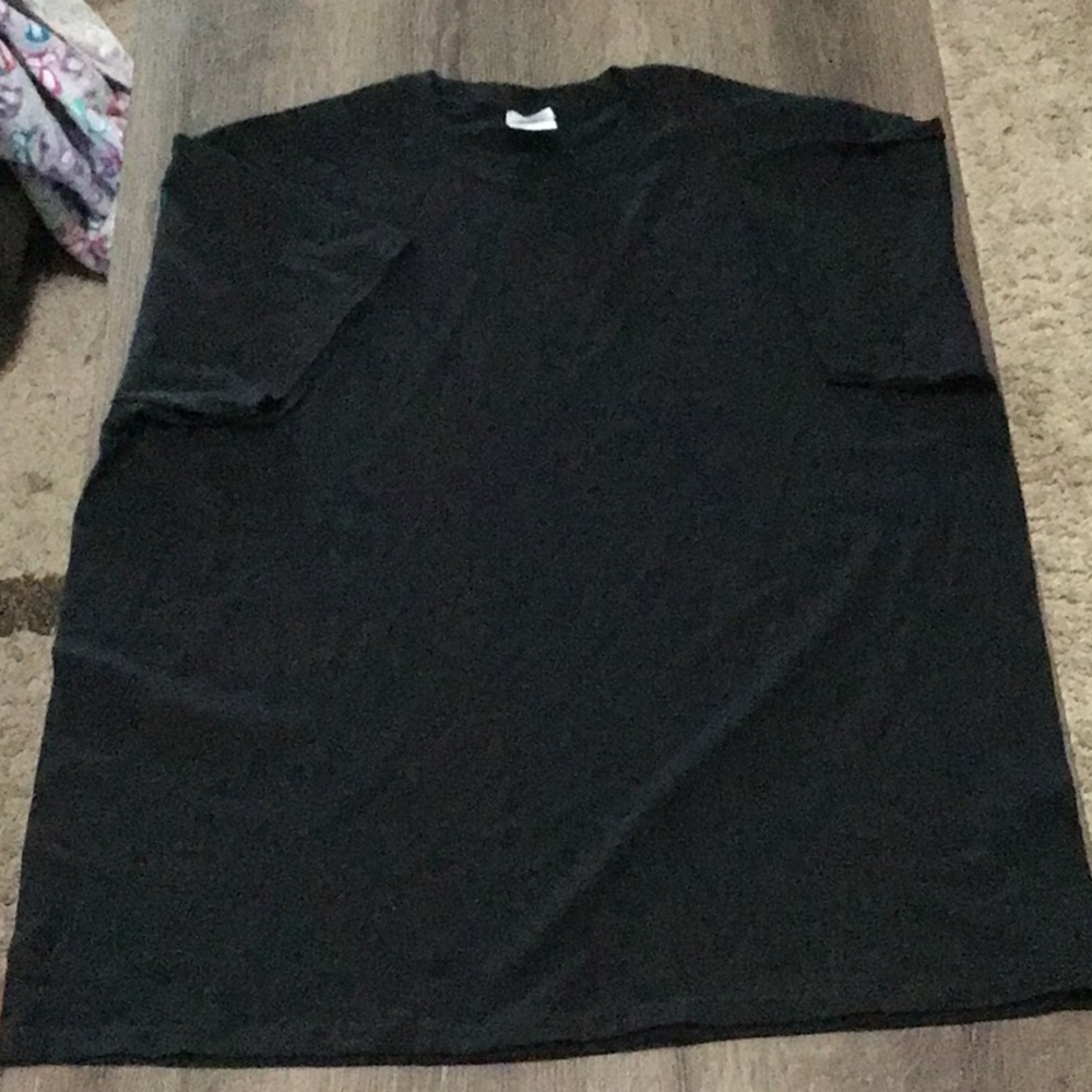 Heavy cotton black T-shirt